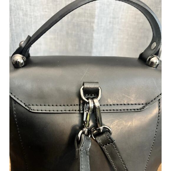 Luana Ferracuti Italy Leather Convertible Black Backpack - Picture 12 of 16
